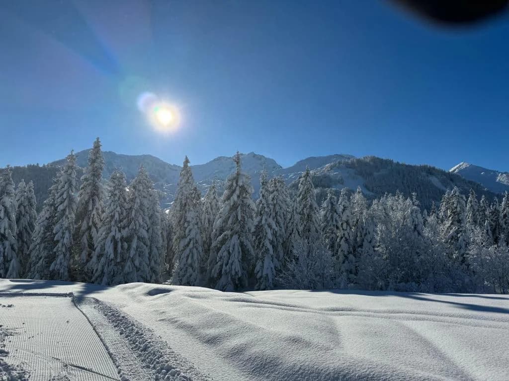 Winterlandschaft rund um St. Johann in Tirol.